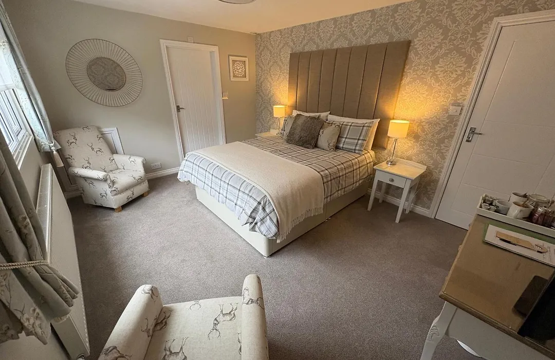 Woodland House B & B-1